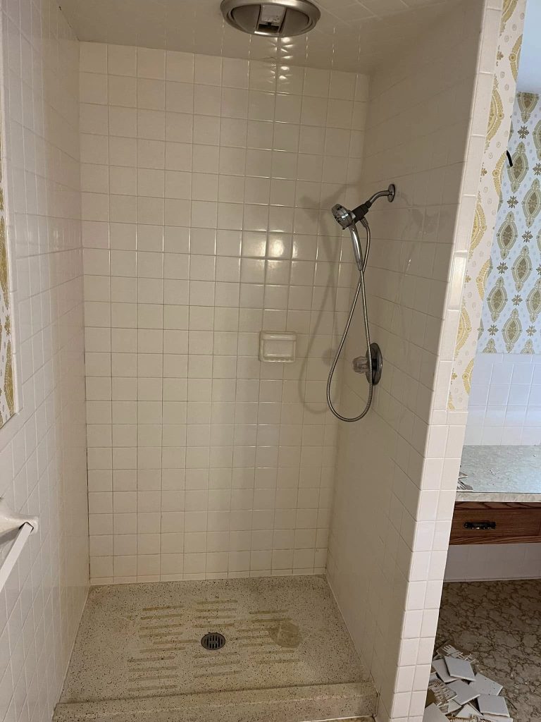 CUSTOM TILE SHOWER